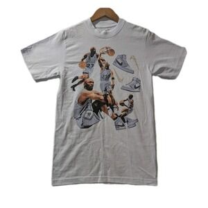 Game Changer Michael Jordan 23 Bulls Tee Small Sneaker Graphic Shirt White